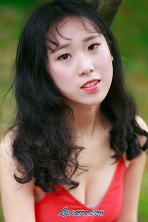 206374 - Fiona Age: 26 - China