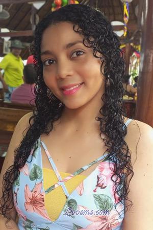 210683 - Yuranis Age: 34 - Colombia