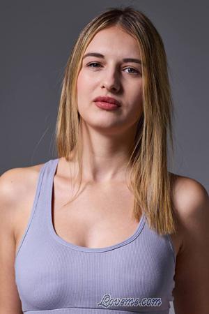 223373 - Anzhelika Age: 23 - Ukraine