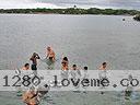 cartagena-women-boat-1104-32