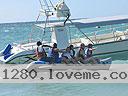 cartagena-women-boat-1104-41